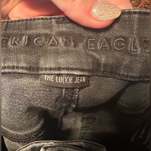 American Eagle Destroyed Skinny Jean High Rise